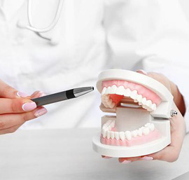 5 نوع دستگاه پروتز دندان